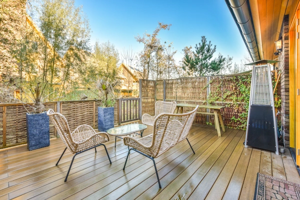 outdoor deck maintenance services